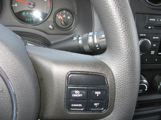 Jeep Patriot 2011 photo 8