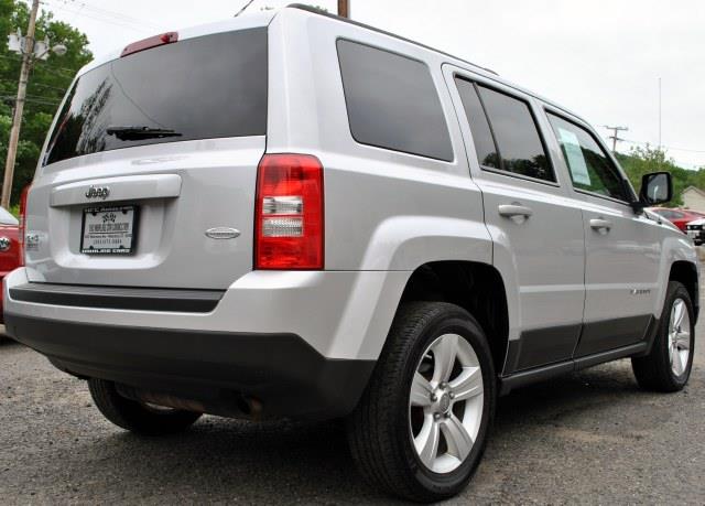 Jeep Patriot 2011 photo 4