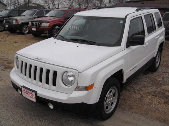 Jeep Patriot 2012 photo 14