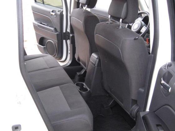 Jeep Patriot 2012 photo 4