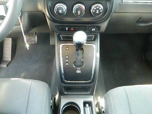 Jeep Patriot 2012 photo 11