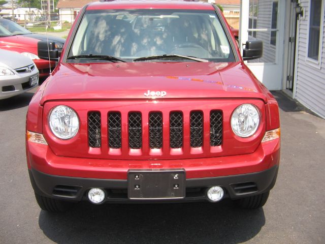 Jeep Patriot 2012 photo 18