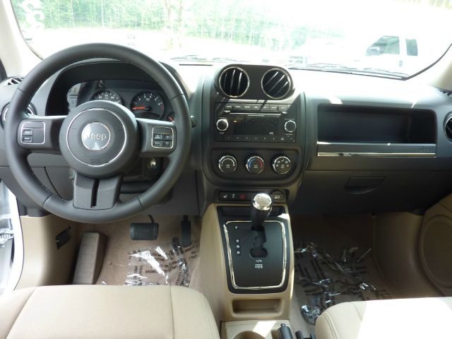 Jeep Patriot 2012 photo 4