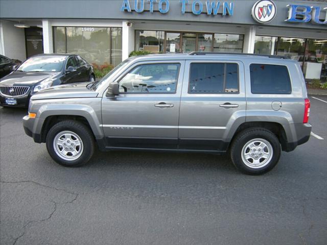 Jeep Patriot 2012 photo 2