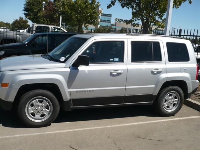 Jeep Patriot 2012 photo 3