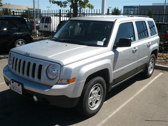 Jeep Patriot 2012 photo 4