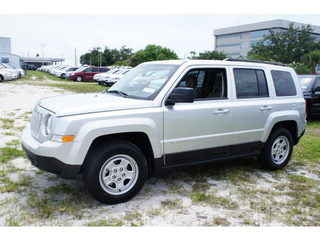 Jeep Patriot 2014 photo 1