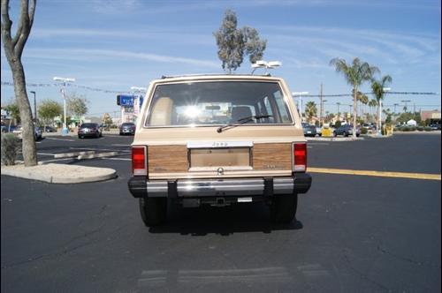 Jeep Wagoneer 1988 photo 2