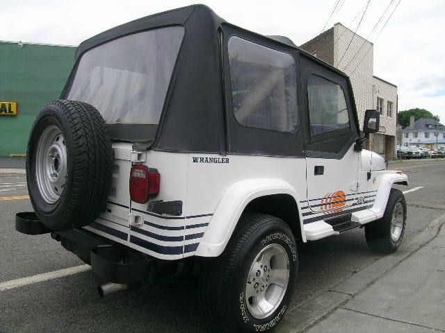 Jeep Wrangler 1989 photo 4