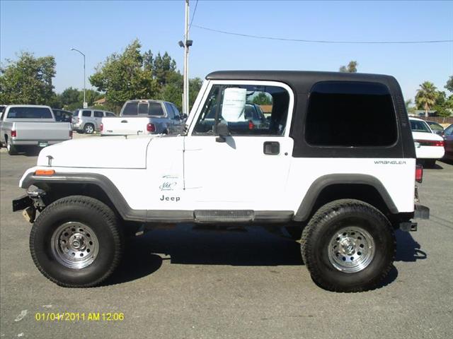 Jeep Wrangler 1993 photo 2