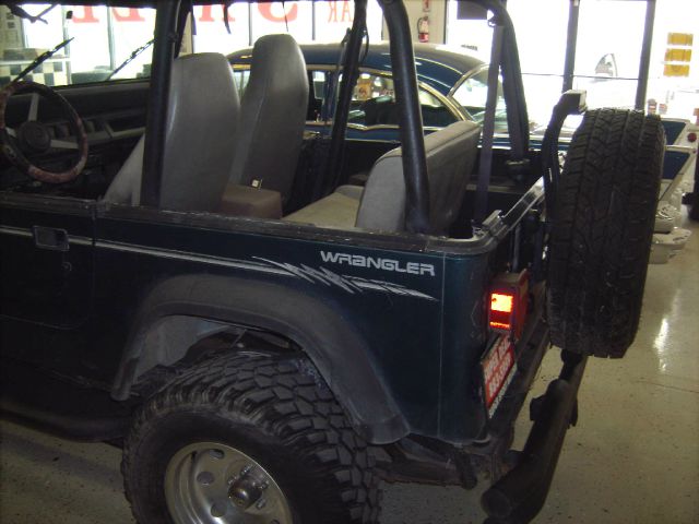 Jeep Wrangler 1995 photo 2