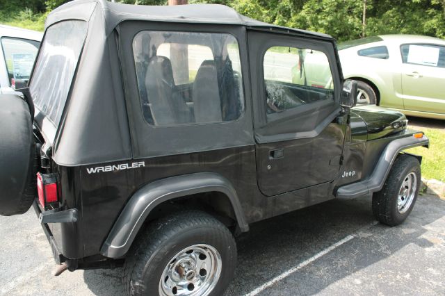 Jeep Wrangler XR SUV