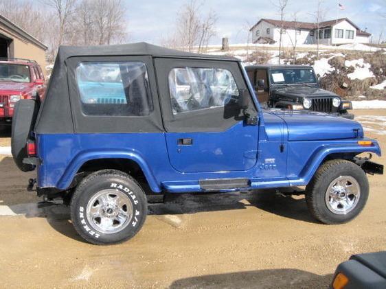 Jeep Wrangler SE SUV