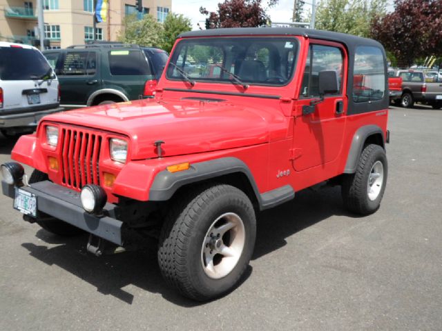 Jeep Wrangler XR SUV