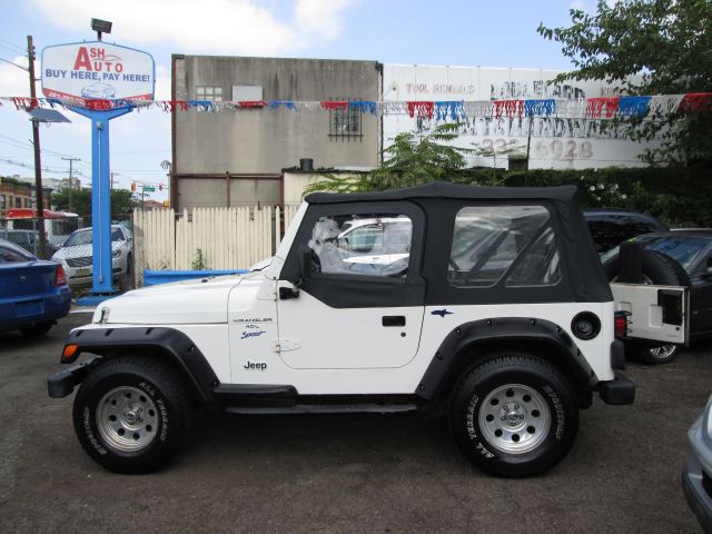 Jeep Wrangler 1997 photo 2