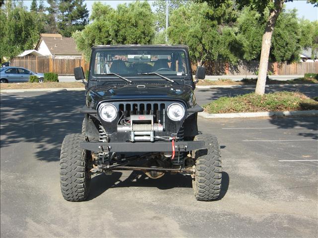 Jeep Wrangler 1997 photo 1