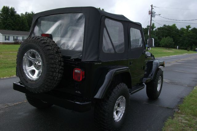 Jeep Wrangler 1997 photo 3