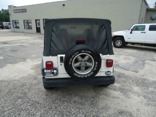 Jeep Wrangler 1997 photo 4