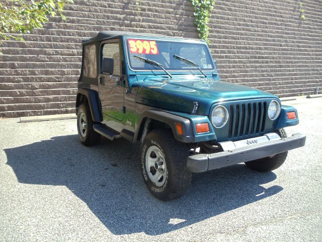 Jeep Wrangler SE SUV