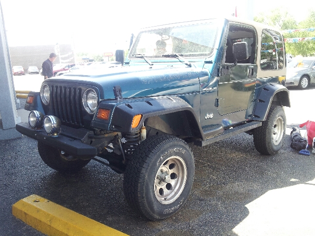 Jeep Wrangler SE SUV