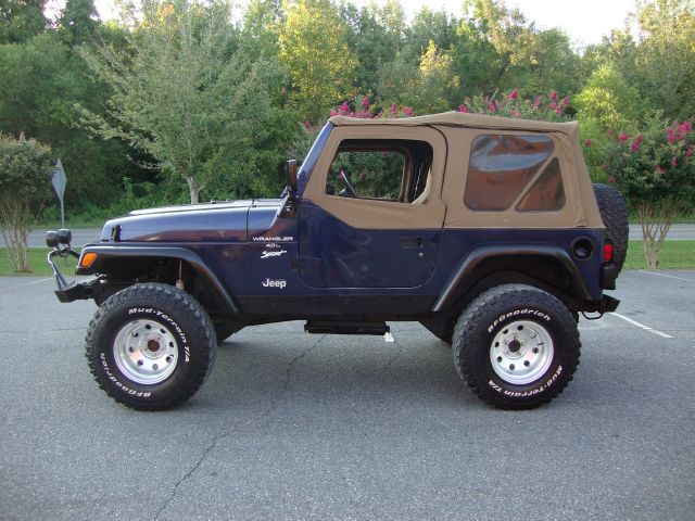 Jeep Wrangler 1997 photo 2