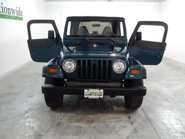 Jeep Wrangler 1997 photo 3