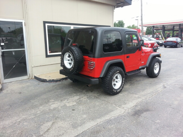 Jeep Wrangler 1997 photo 3