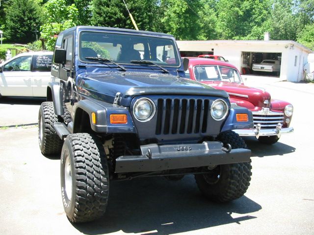 Jeep Wrangler 1997 photo 2