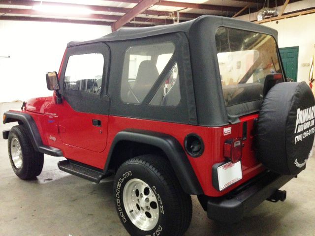 Jeep Wrangler 1997 photo 2