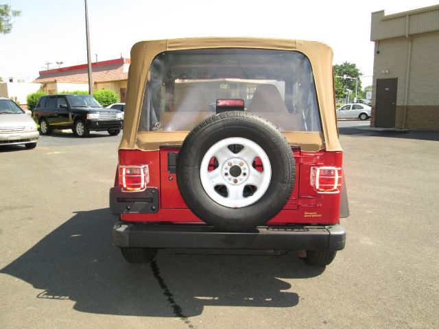 Jeep Wrangler SE SUV