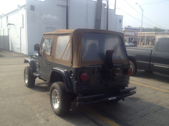 Jeep Wrangler 1998 photo 1