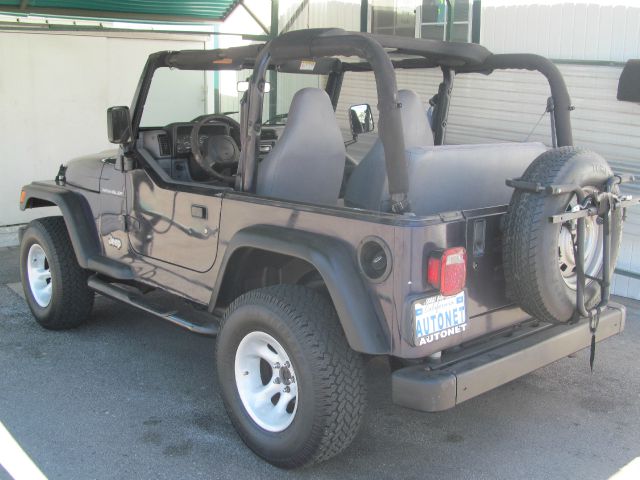 Jeep Wrangler 1998 photo 3