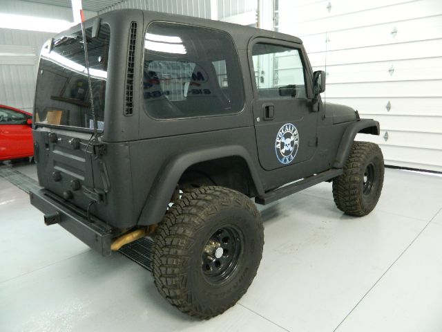 Jeep Wrangler 1999 photo 4