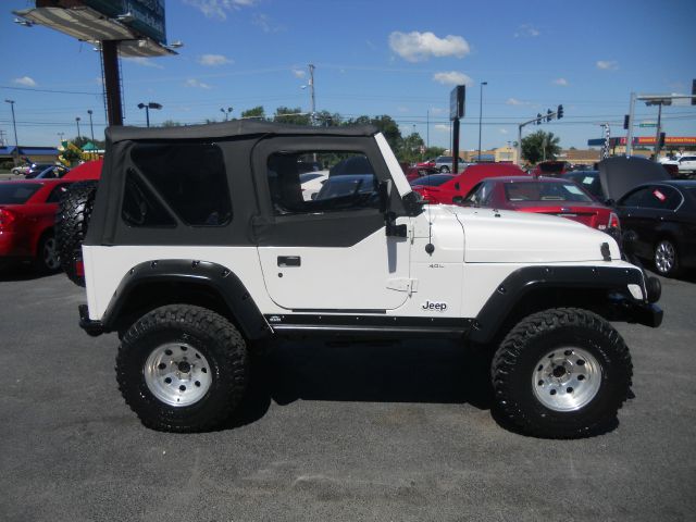 Jeep Wrangler 1999 photo 3