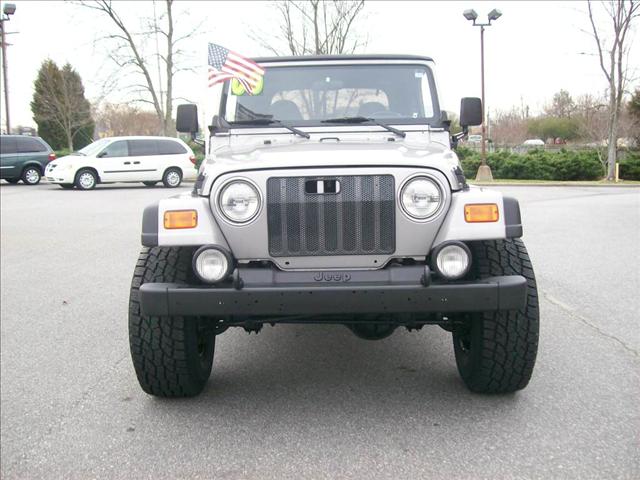 Jeep Wrangler 2000 photo 1