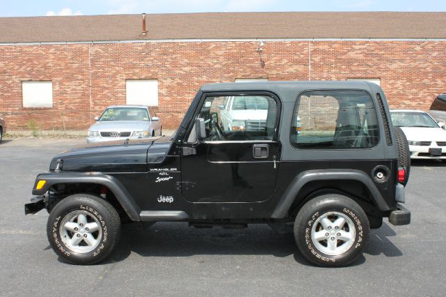 Jeep Wrangler 2000 photo 2