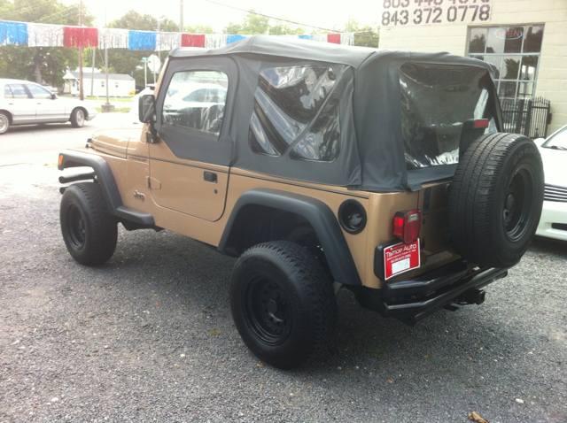 Jeep Wrangler 2000 photo 3