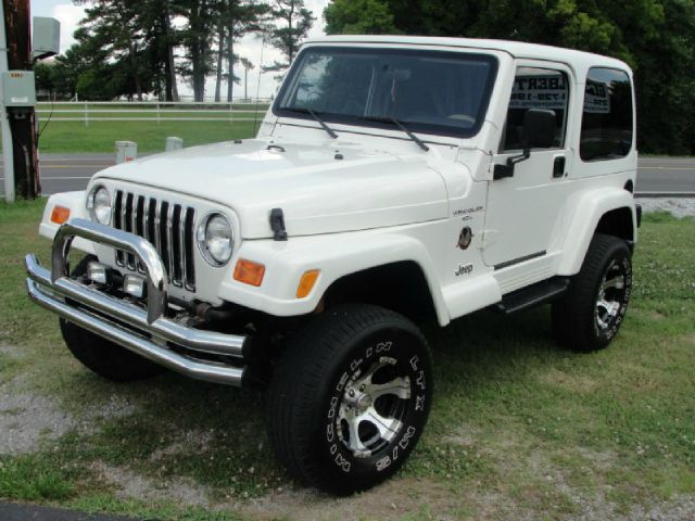 Jeep Wrangler 2000 photo 3