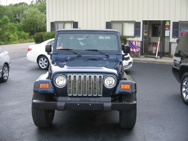 Jeep Wrangler 2000 photo 2