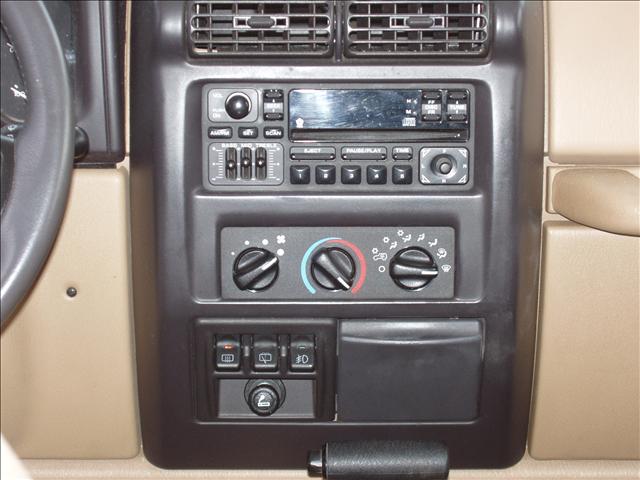 Jeep Wrangler 2000 photo 5