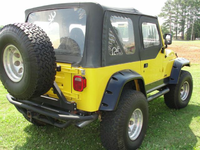 Jeep Wrangler 2000 photo 1