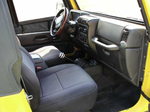 Jeep Wrangler 2000 photo 4