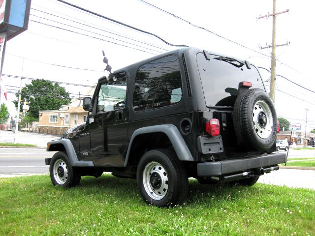 Jeep Wrangler 2000 photo 2