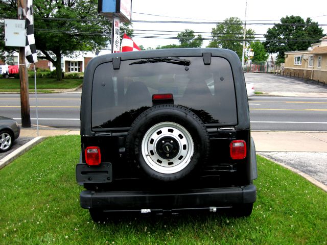 Jeep Wrangler 2000 photo 3