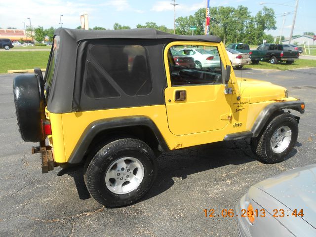 Jeep Wrangler 2000 photo 1