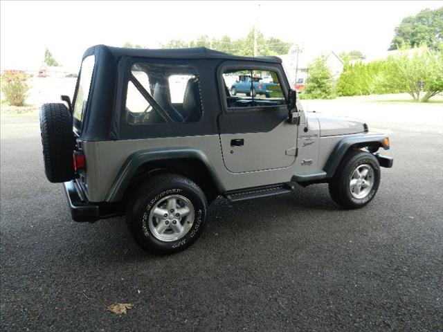 Jeep Wrangler 2000 photo 1