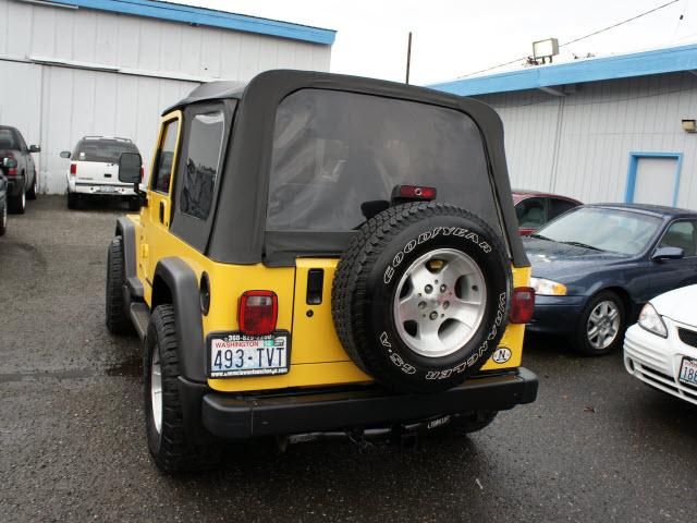 Jeep Wrangler 2000 photo 2