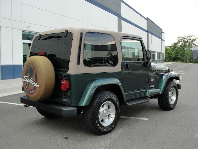 Jeep Wrangler 2000 photo 2