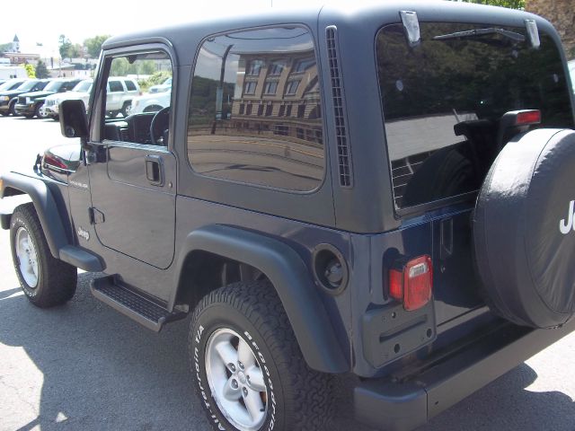 Jeep Wrangler 2000 photo 1