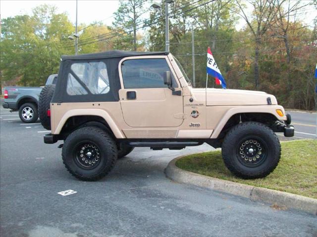 Jeep Wrangler 2000 photo 2